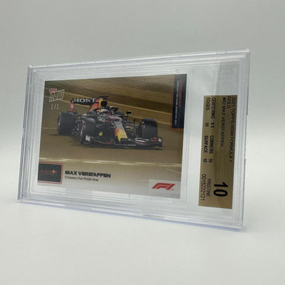 Beckett 10 - 1/1 Max Verstappen - Crosses The Finish line #82 - GOLD