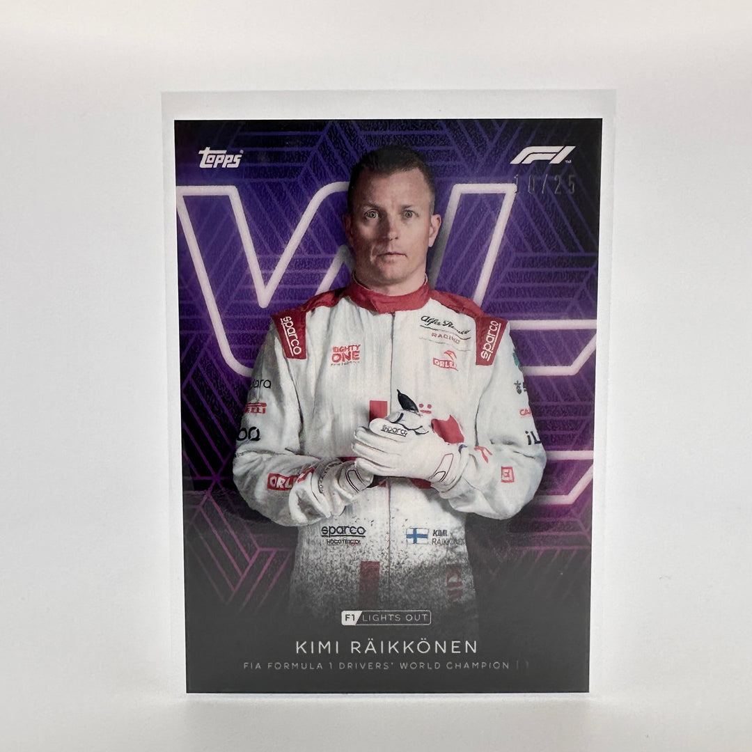 10/25 Kimi Raikkonen - Driver World Champion - Purple Parallel