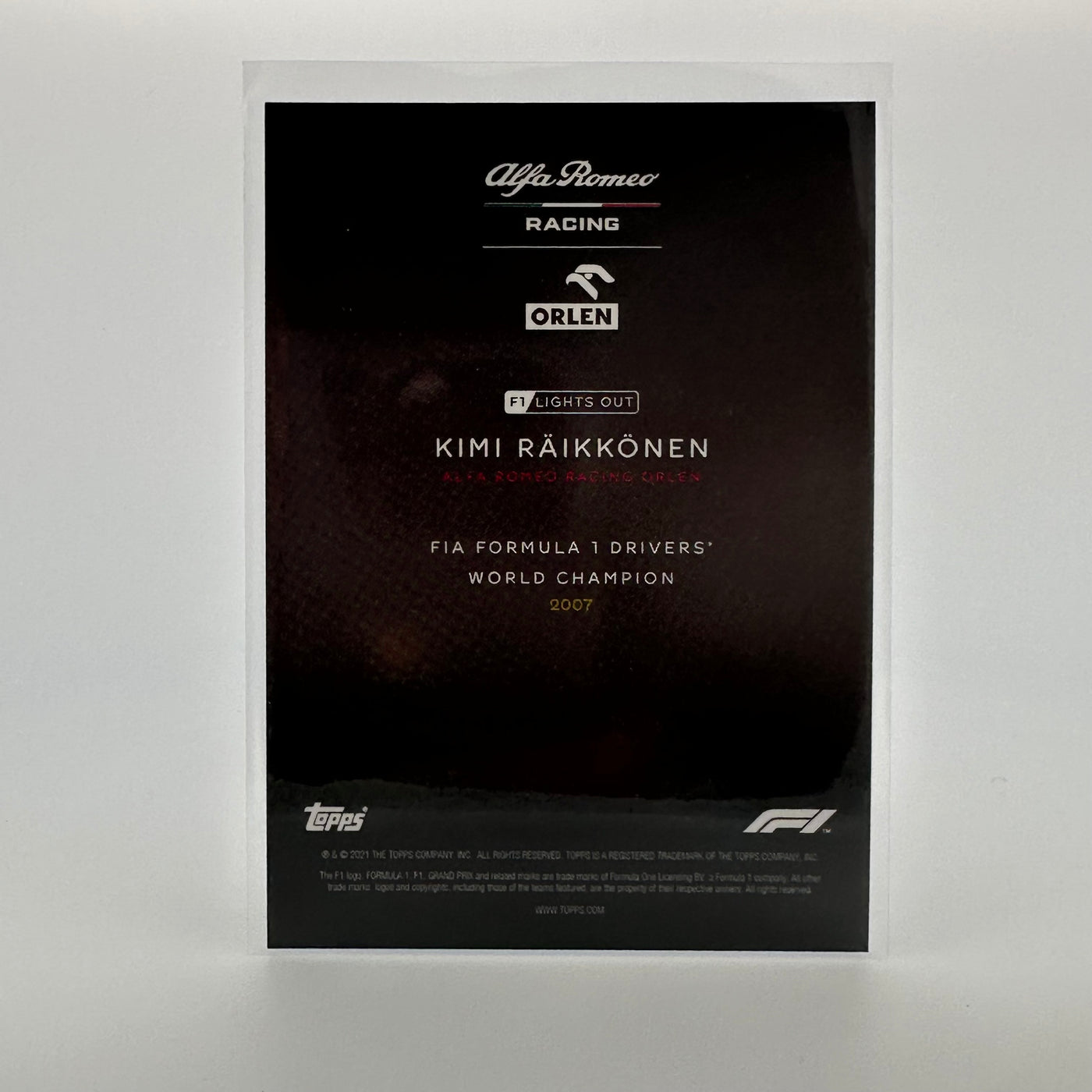 10/25 Kimi Raikkonen - Driver World Champion - Purple Parallel