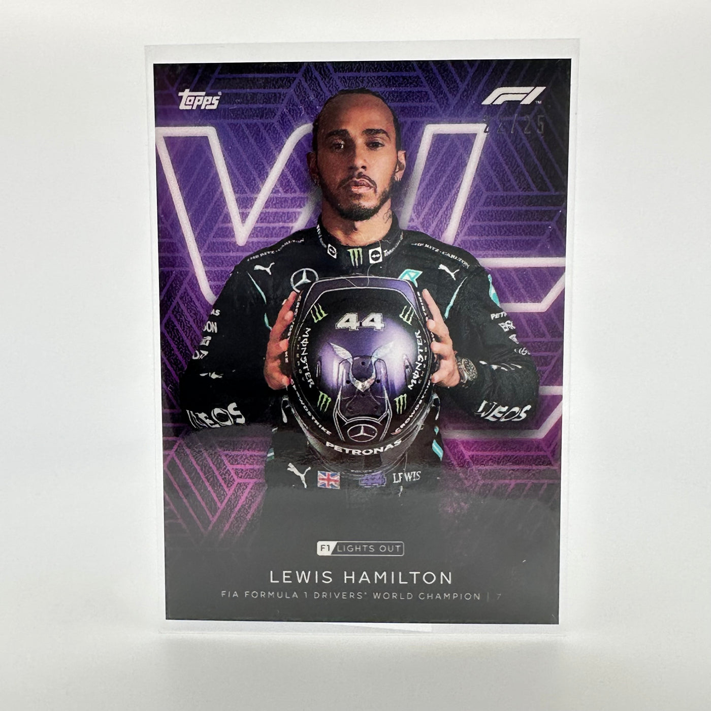 22/25 Lewis Hamilton - Driver World Champion - Purple Parallel