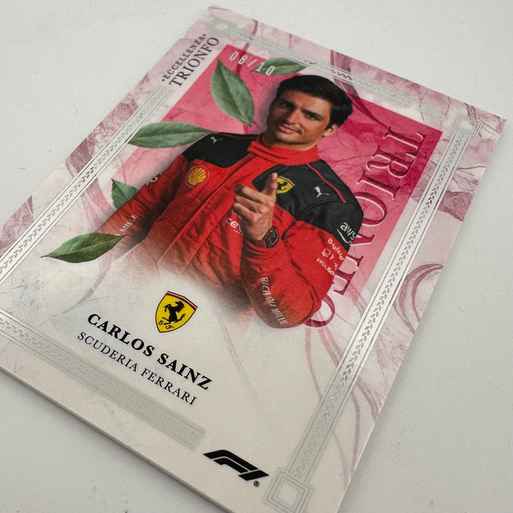 8/10 Red - Carlos Sainz - 2023 Eccellenza - Trionfo