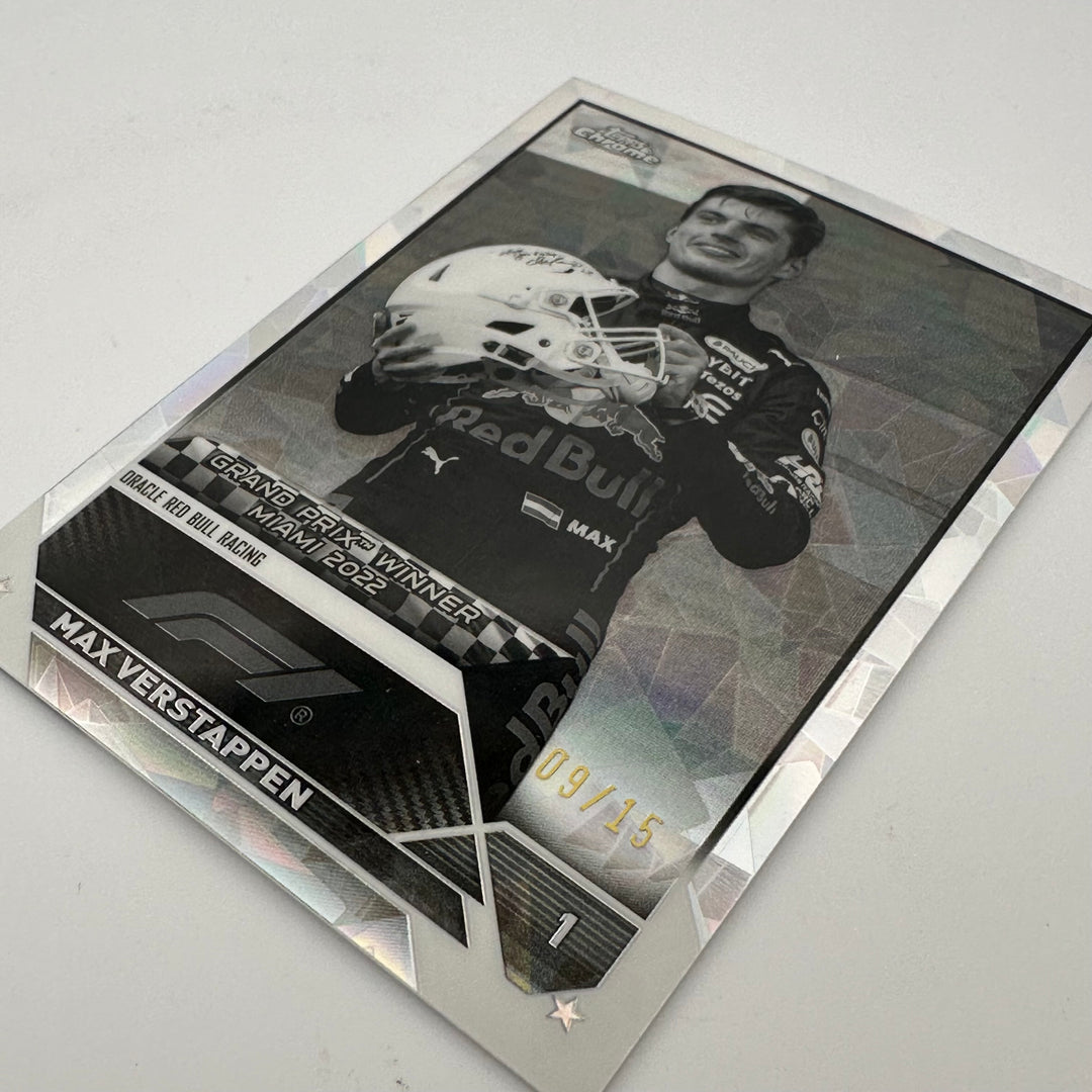 PSA 10 - 09/15 Black & White - Max Verstappen #148 - 2023 Topps Chrome Sapphire