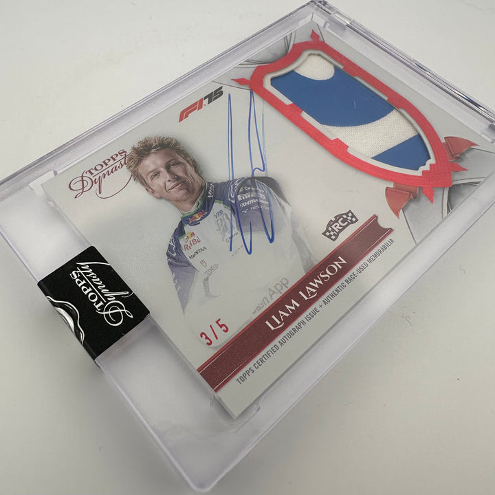 3/5 Red - Liam lawson #DAP-LLAIII - Patch Autograph - 2025 Topps Dynasty F1