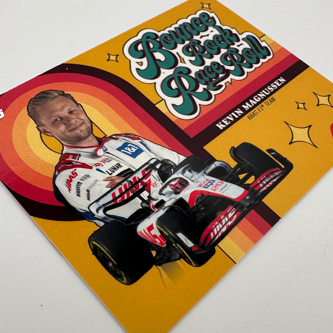 08/50 Gold - Kevin Manussen - 2022 Topps Formula 1 - Bounce, Rock, Race, Roll