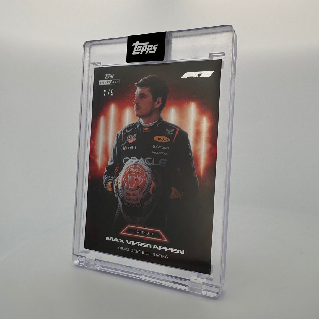 2/5 Red - Max Verstappen - 2025 Topps Lights Out - Helmet