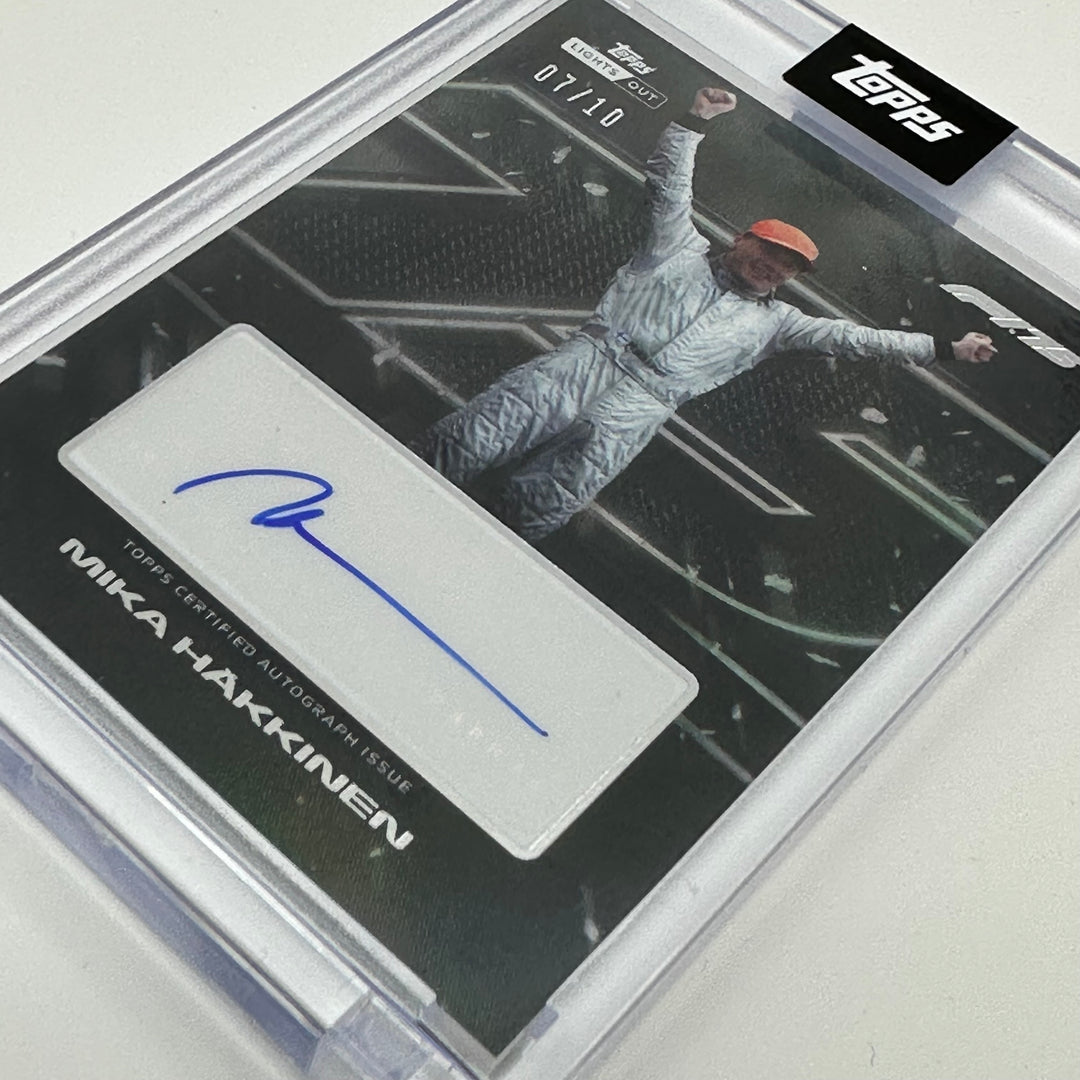 7/10 Black - Mika Hakkinen - 2025 Topps Lights Out - 75th Anniversary - Autograph