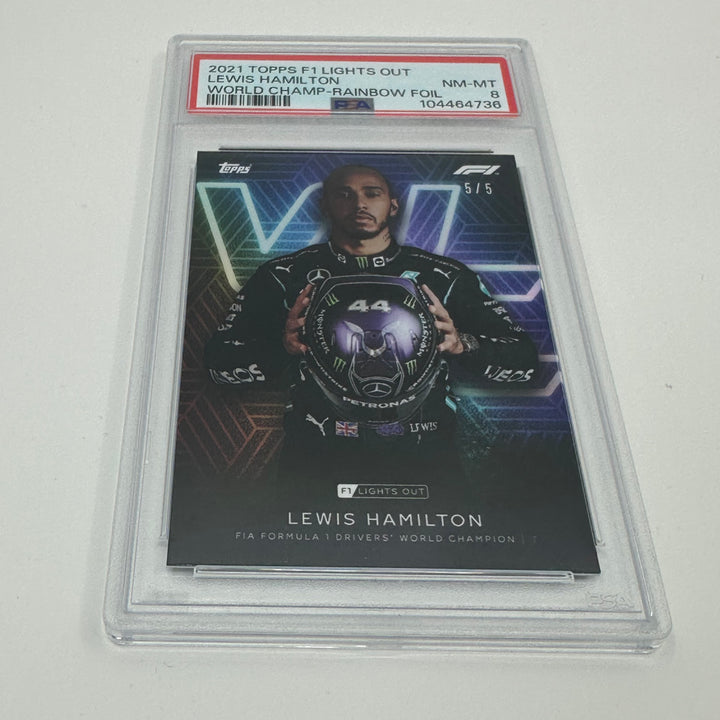 PSA 8 - 5/5 Lewis Hamilton - Driver World Champion - Rainbow Foil