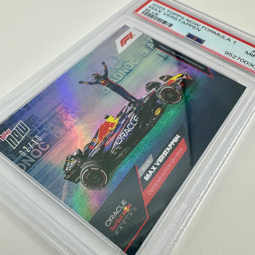 PSA 9 - 02/10 - Max Verstappen #70 - Blue