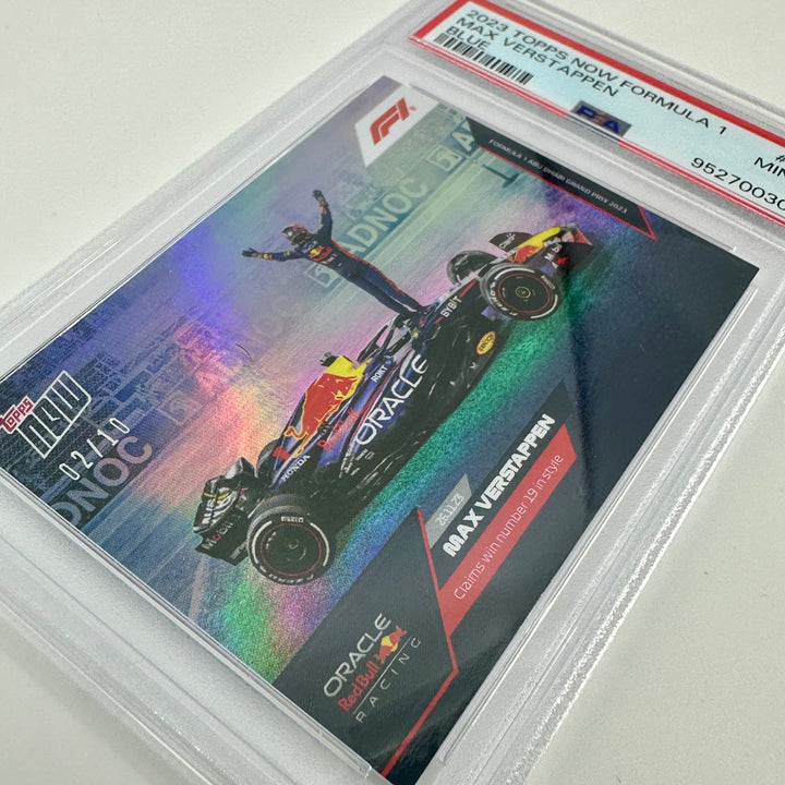 PSA 9 - 02/10 - Max Verstappen #70 - Blue