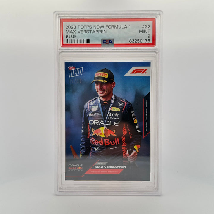 PSA 9 - 05/10 - Max Verstappen #22 - Blue