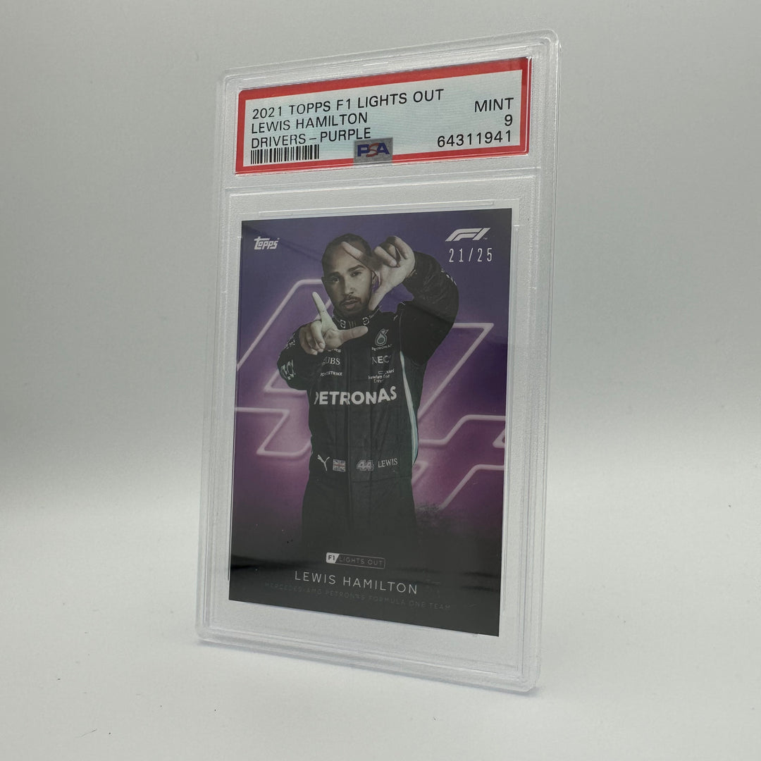 PSA 9 - 21/25 Lewis Hamilton - Drivers - Purple Parallel