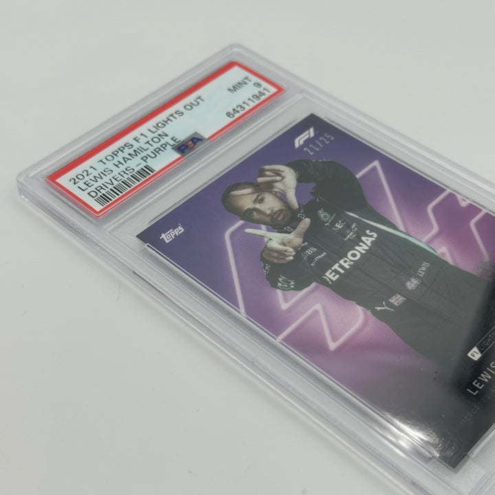 PSA 9 - 21/25 Lewis Hamilton - Drivers - Purple Parallel