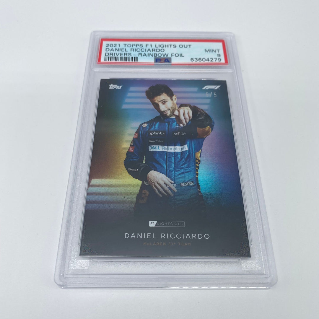 PSA 9 - 5/5 Daniel Ricciardo - Drivers - Rainbow Foil