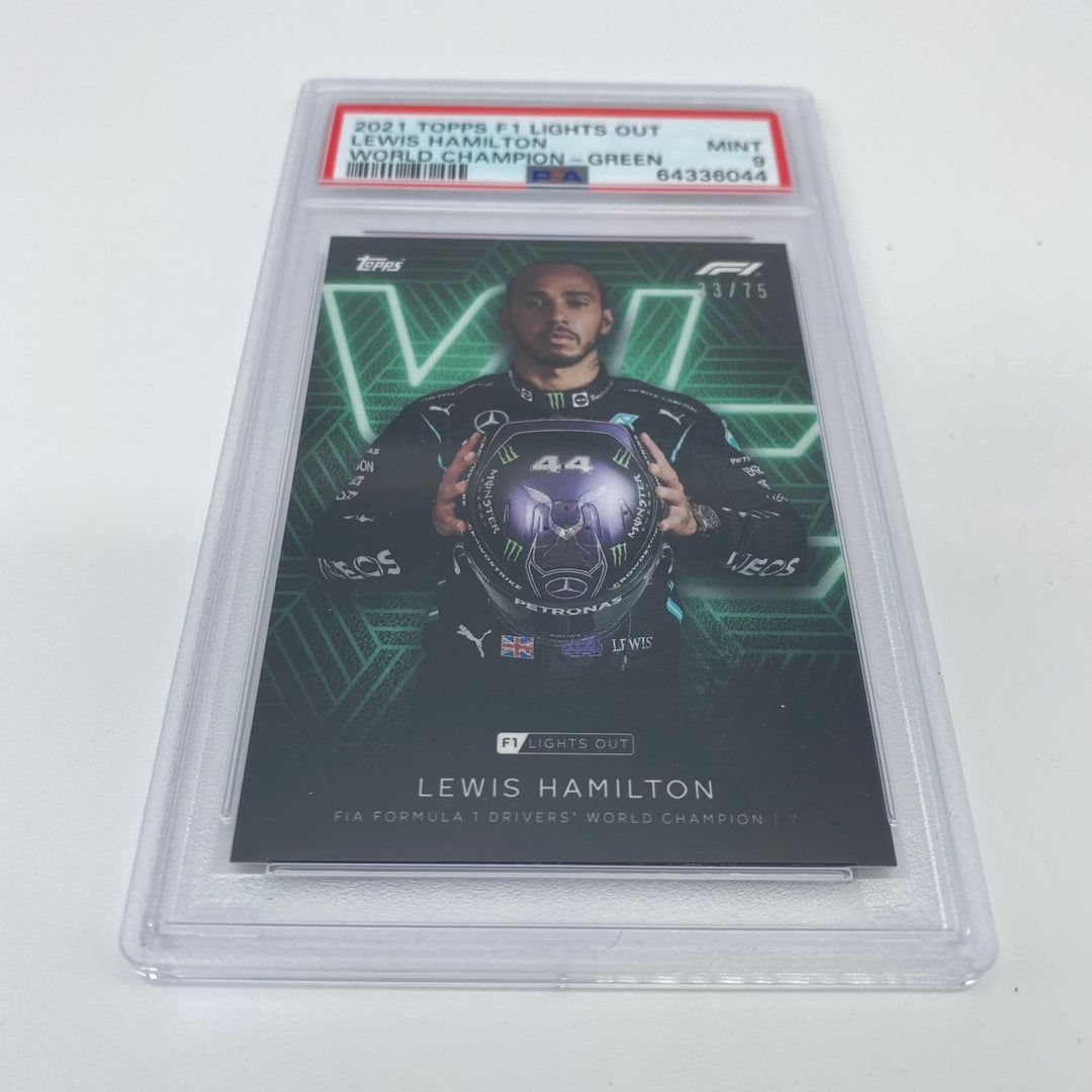 PSA 9 - 33/75 Lewis Hamilton - Drivers World Champion