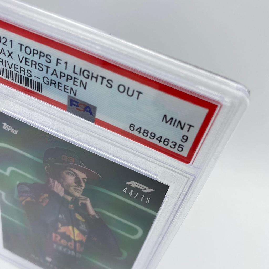 PSA 9 - 44/75 Max Verstappen - Drivers -  Green Parallel