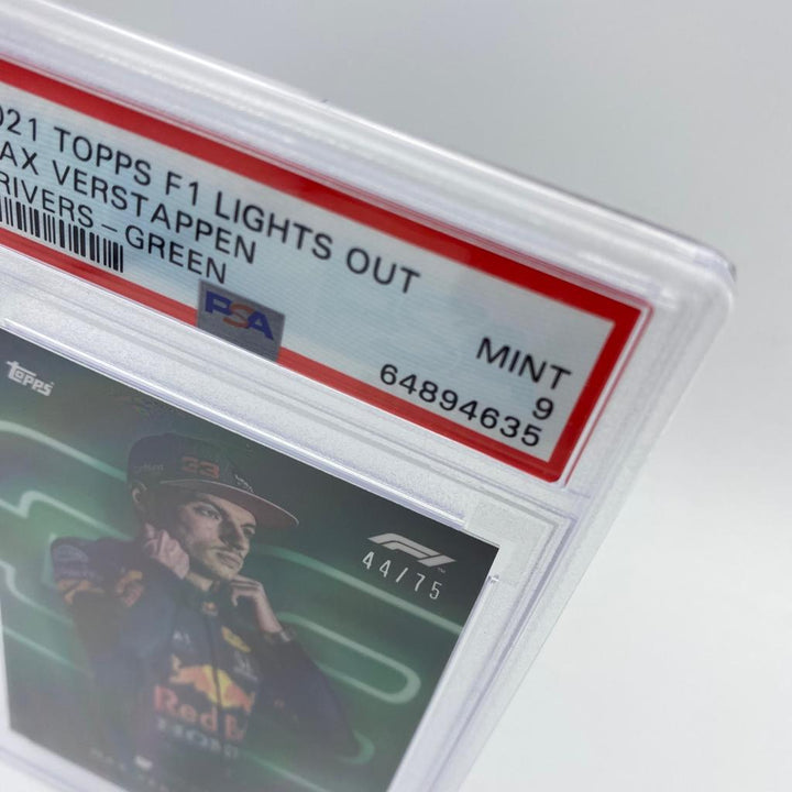 PSA 9 - 44/75 Max Verstappen - Drivers -  Green Parallel